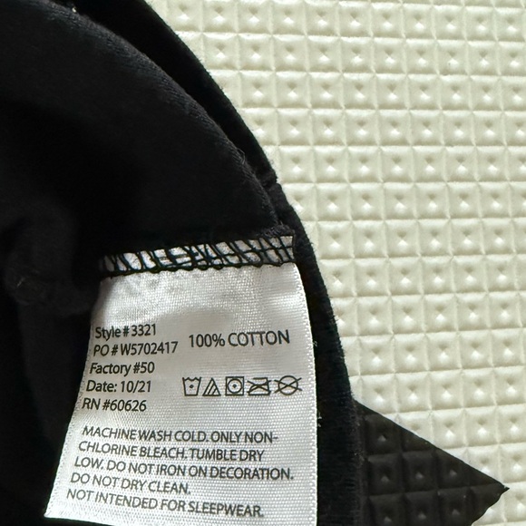 Boutique baby girl|two piece bundle of short sleeve graphic tees in black•24M - Picture 5 of 6